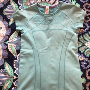 Ivivva Fly Tech Short Sleeve Shirt Blue Size 10